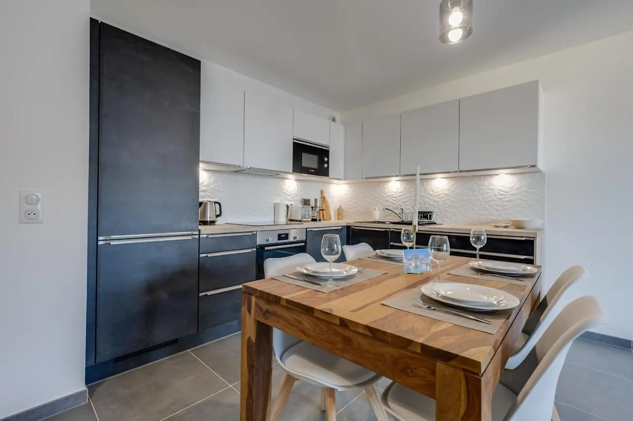 Le Paradis - Beautiful T2 Ideally Located With Garage Annecy Feriehus